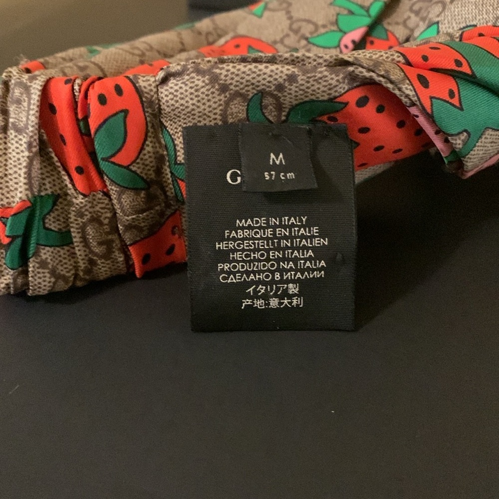 Gucci - Picture 4 of 7